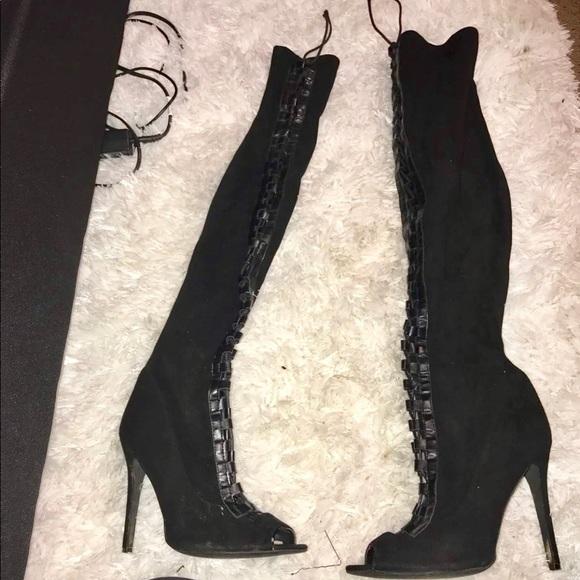 Knee high - Picture 1 of 2